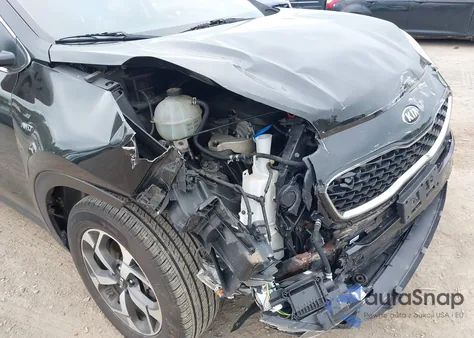 2020 Kia Sportage Lx z USA, uszkodzony, nr VIN KNDPMCAC1L7643773